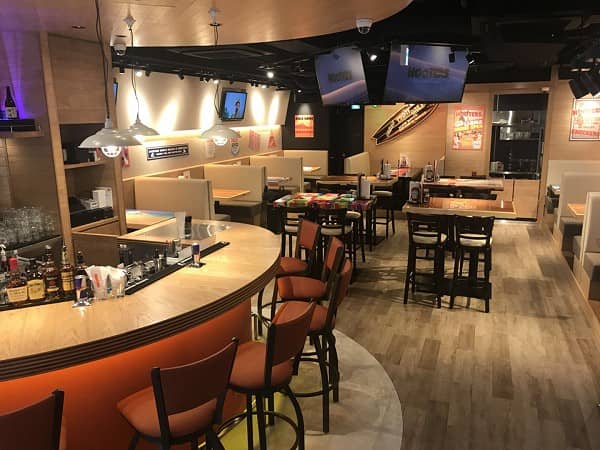 Hooters Continues Growth in Japan with Fukuoka Location